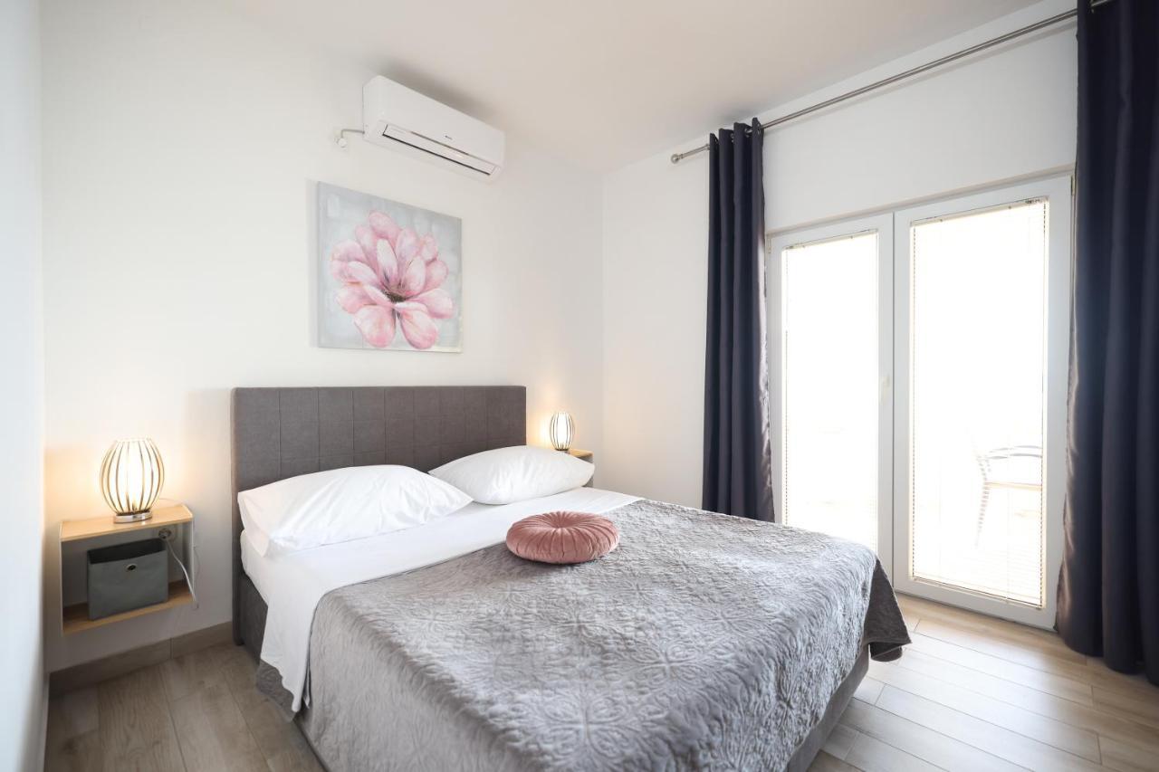 Apartments Kiara 比比涅 外观 照片