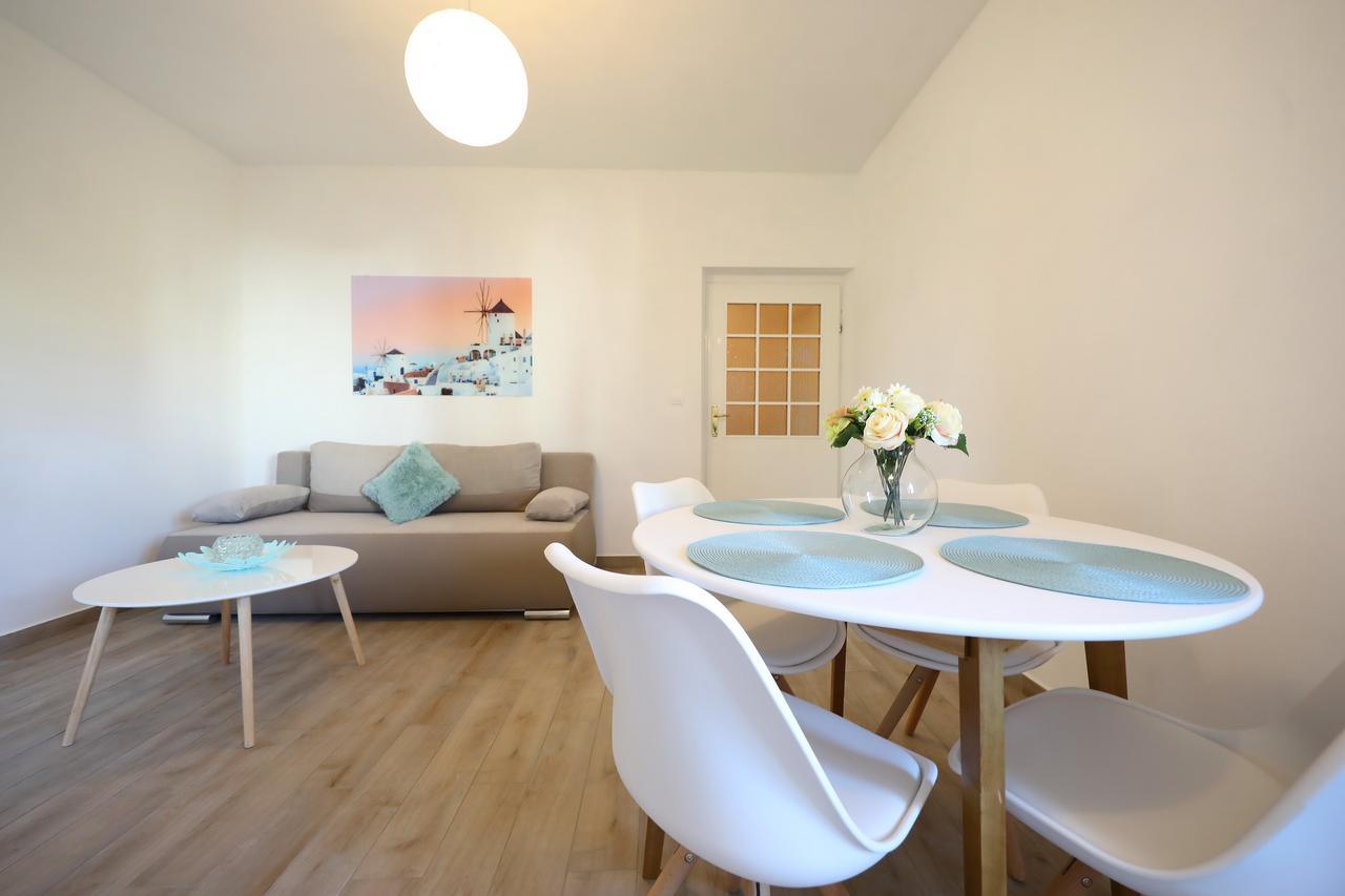 Apartments Kiara 比比涅 外观 照片
